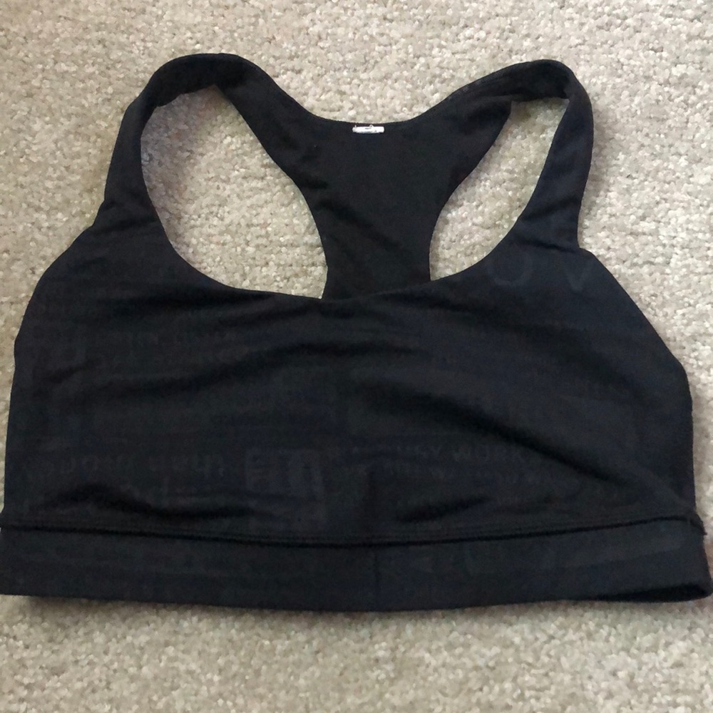Black lululemon SPORTS bra